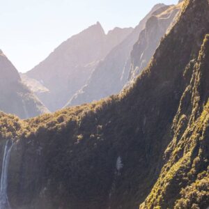 516845-milford-sound-fiordland