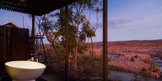Australia Tours – HeliSpirit – Luxury Helisafari Kimberleys – El Questro Homestead – Homestead-CliffsideRetreatBath
