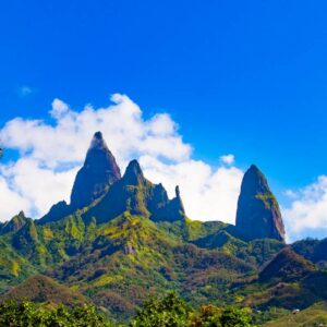 AustraliaTours_aranui-5—ua-pou-landscape_31991845712_o