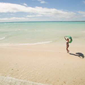 Barefoot – Ouvea-© Dean Cropp – Access All Angles NCT-2029-01-07(27)