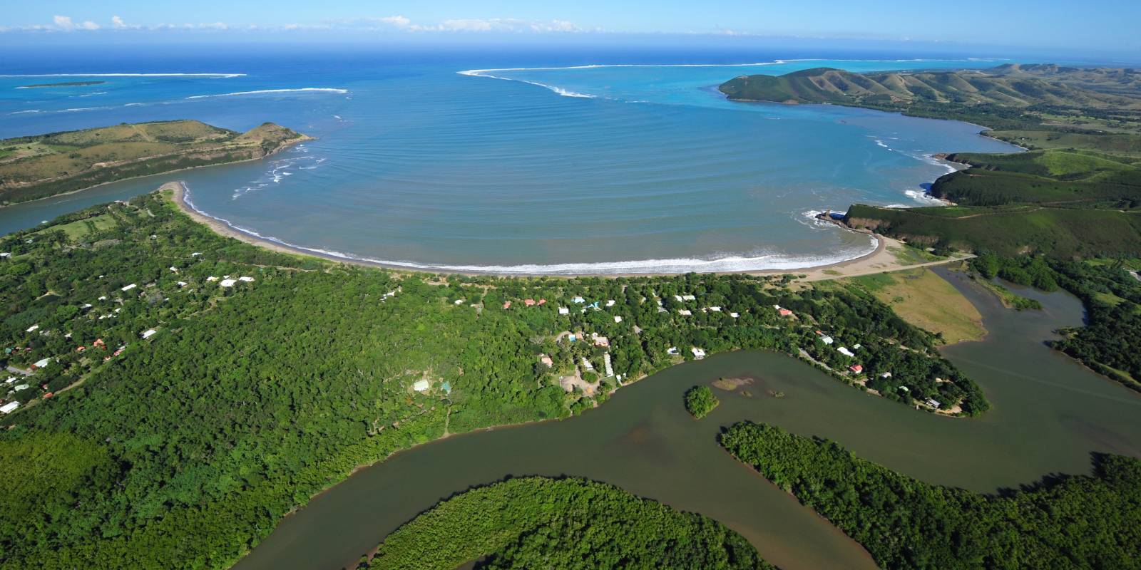 InstyleTouristik_Baie de Bourail-copyright M. Dosdane NCT(2)