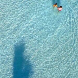 couple in French Polynesia